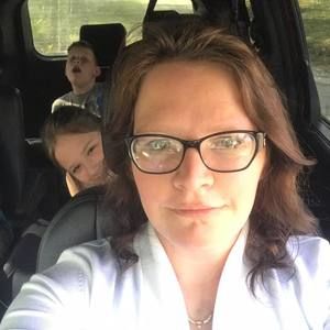 Meet your Posher, Deborah